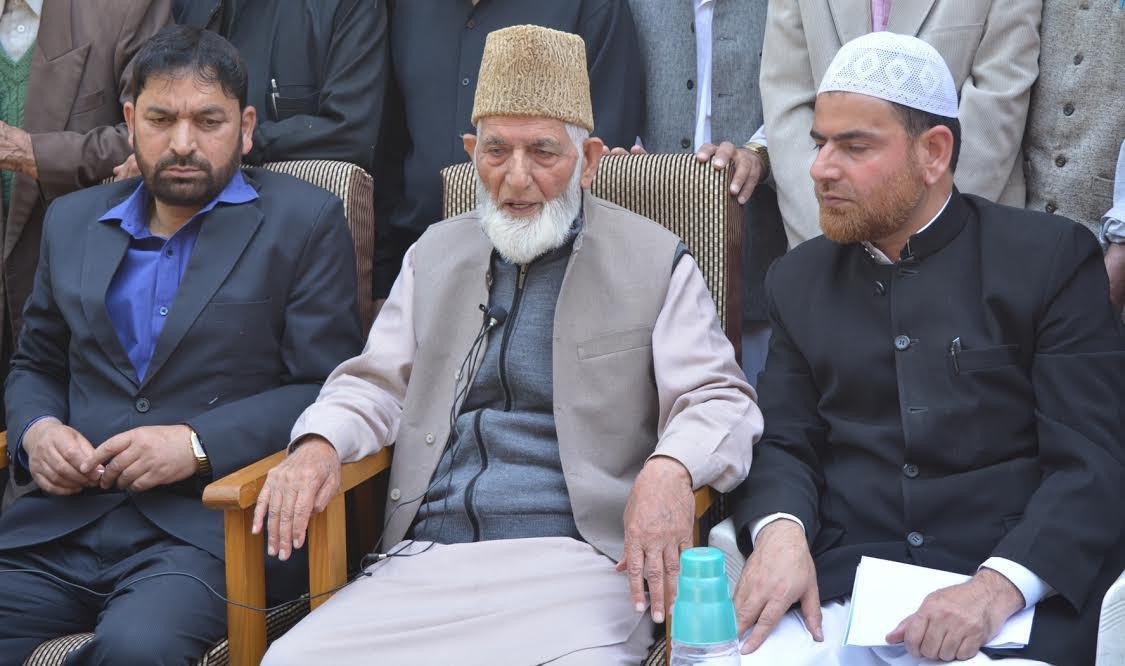 Geelani condemns arrest of leaders